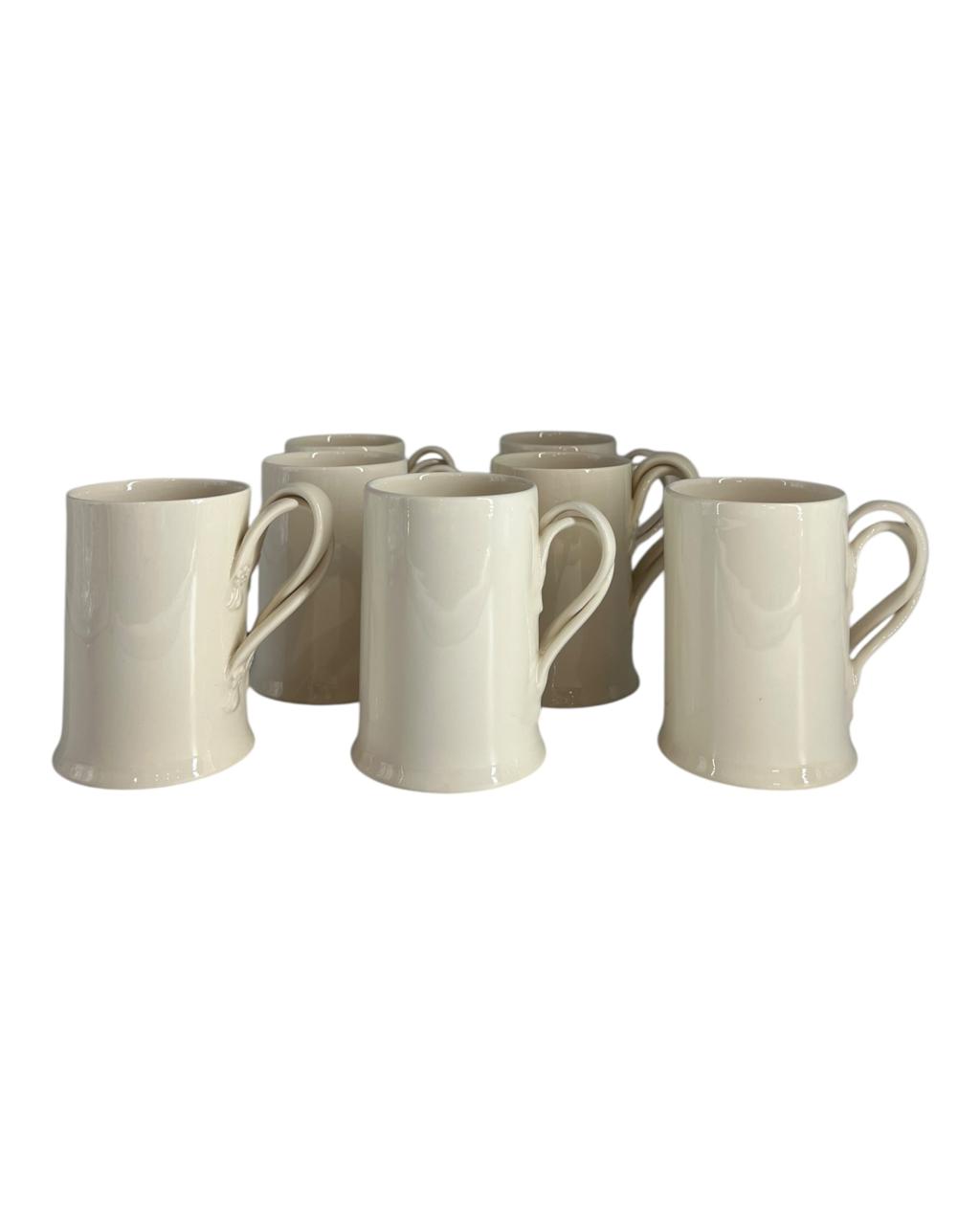 Conjunto c/ 7 Canecas Royal Creamware