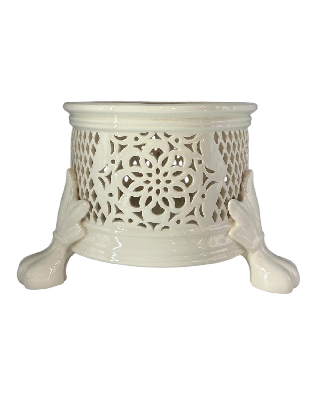 Cachepot Pé Leão Royal Creamware
