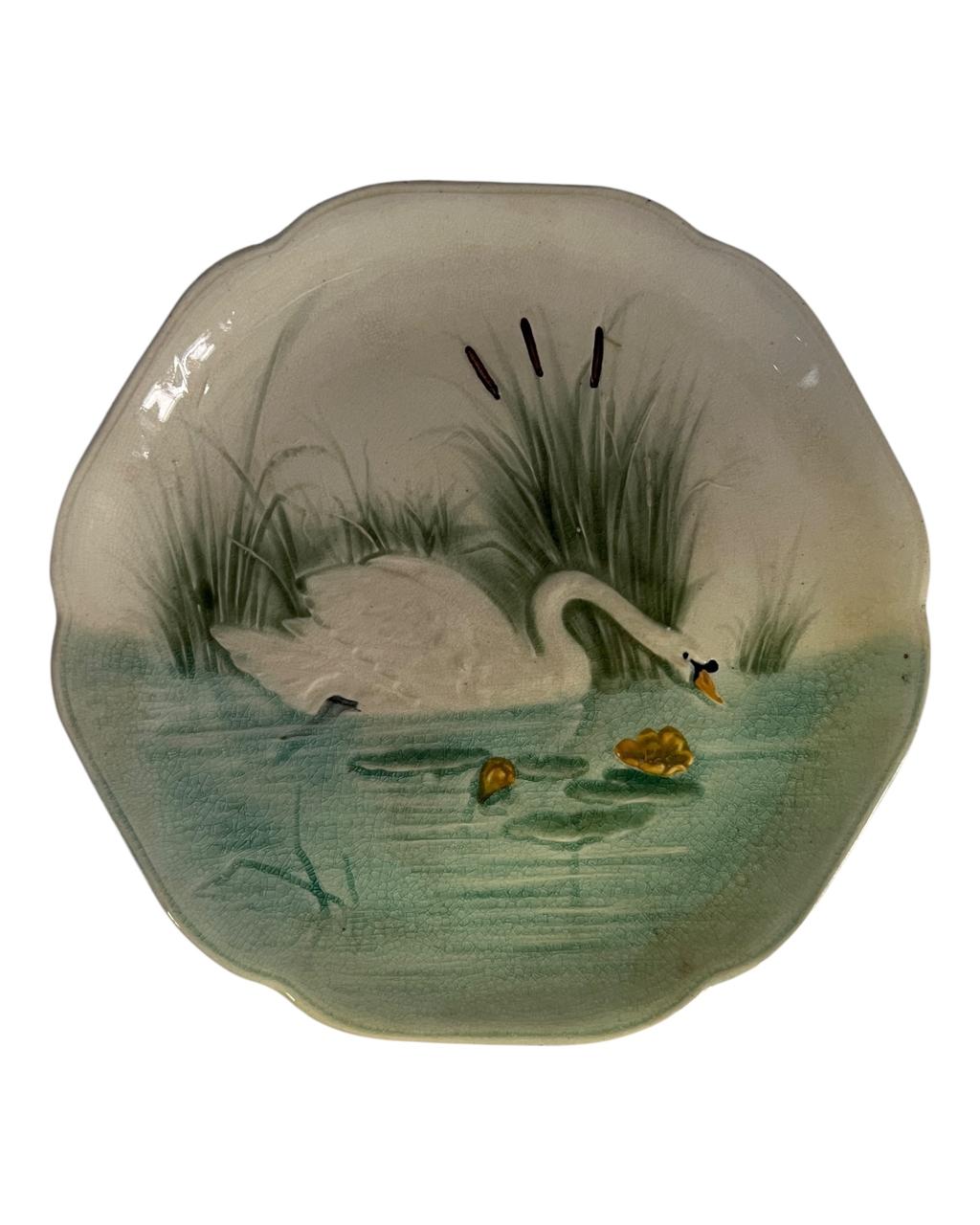 Antigo prato Art Nouveau com Cisne- Majolica Francesa