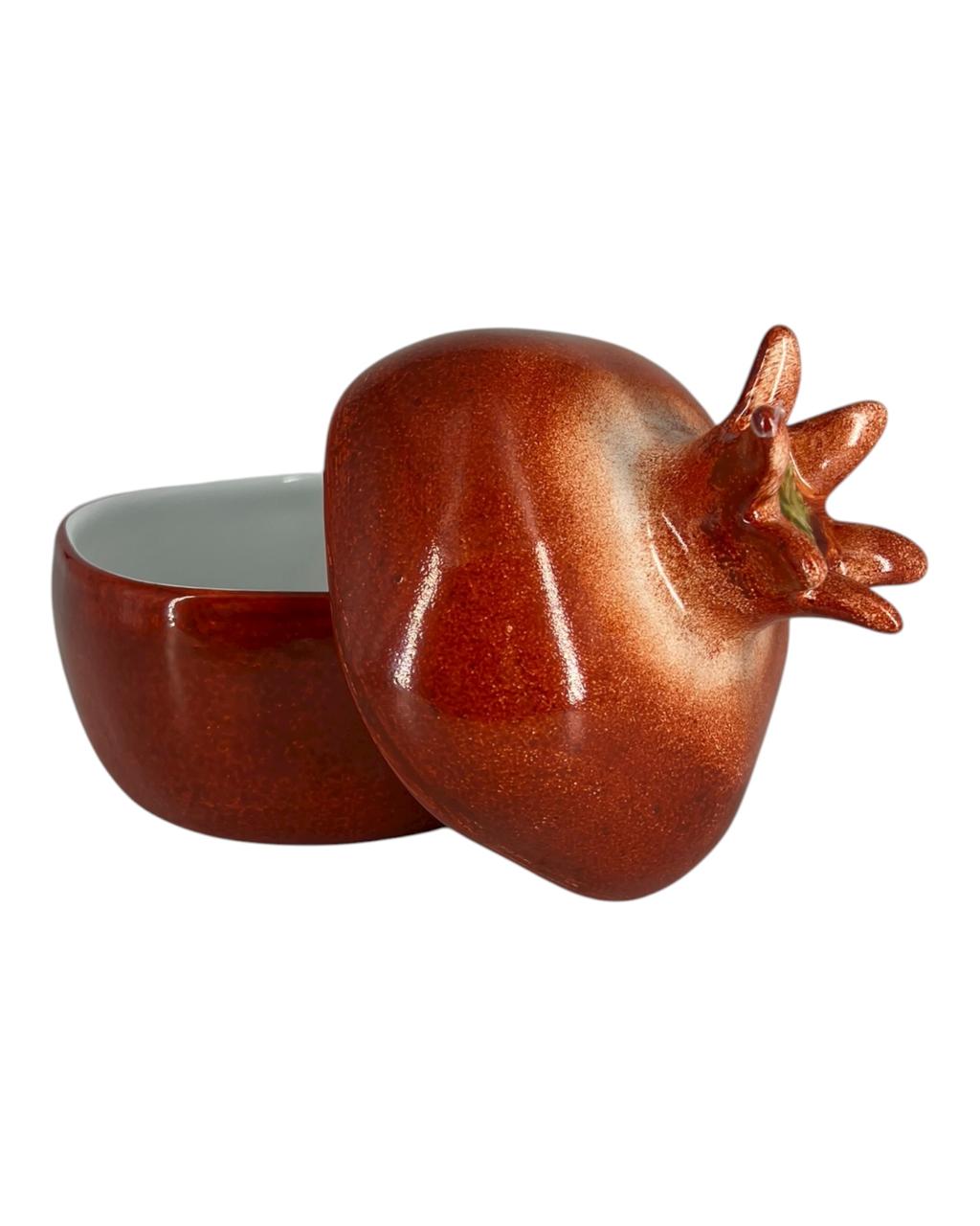 Caixa Romã em Cerâmica Relevo