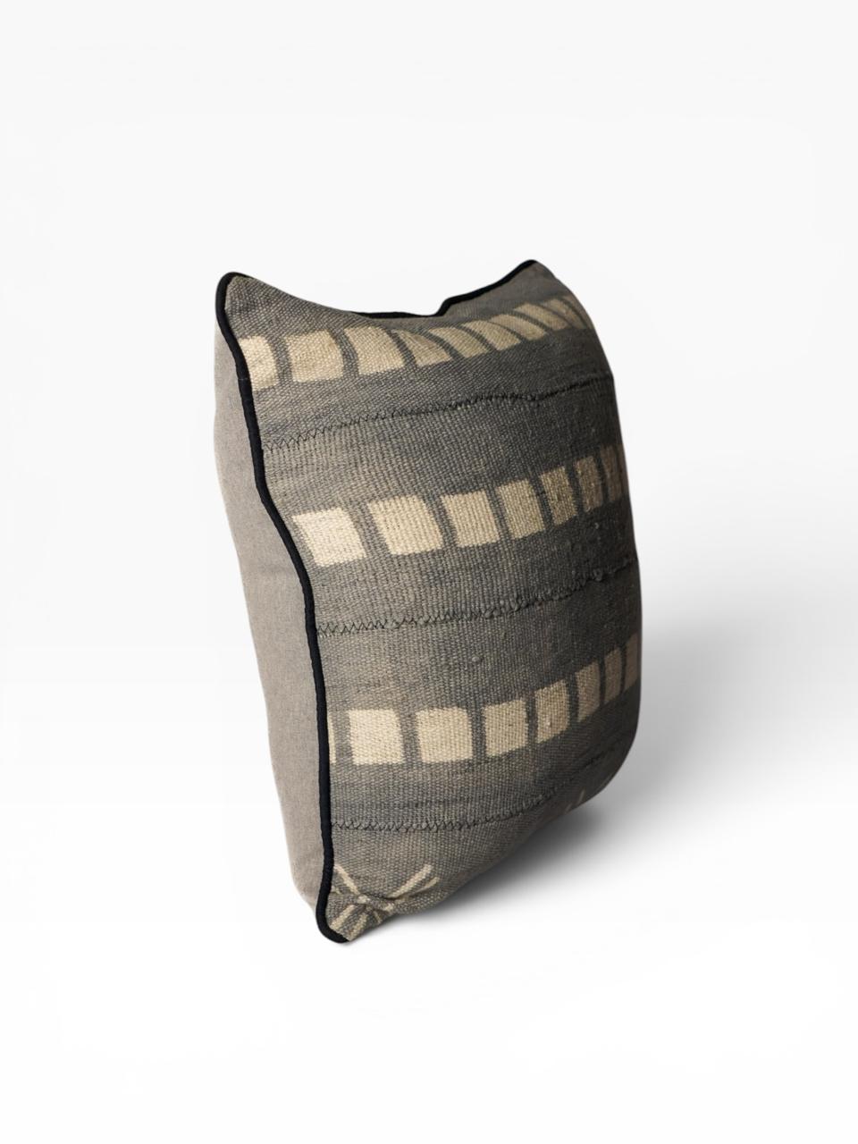 Almofada Bogolan Burkina Faso 68 Cinza 50x50
