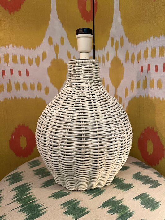 Base Abajur Rattan Off White Baixo