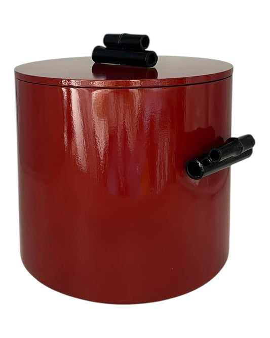 Balde de Gelo em Laca Vermelho