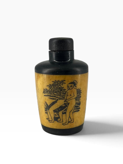 Snuff Bottle Chinesa em Osso e Ebano VI