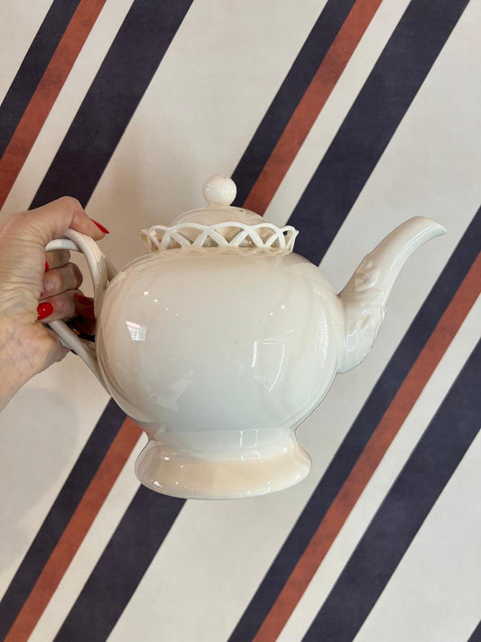 Bule Leaf Royal Creamware