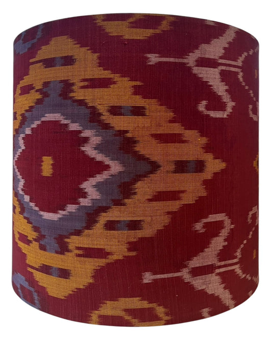 Cúpula Ikat bordô escuro