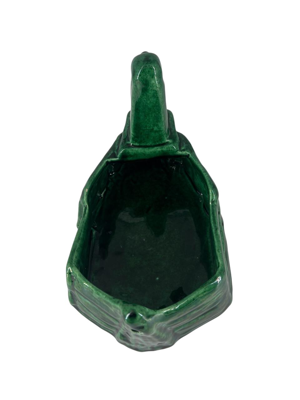 Galinha em Cerâmica Verde