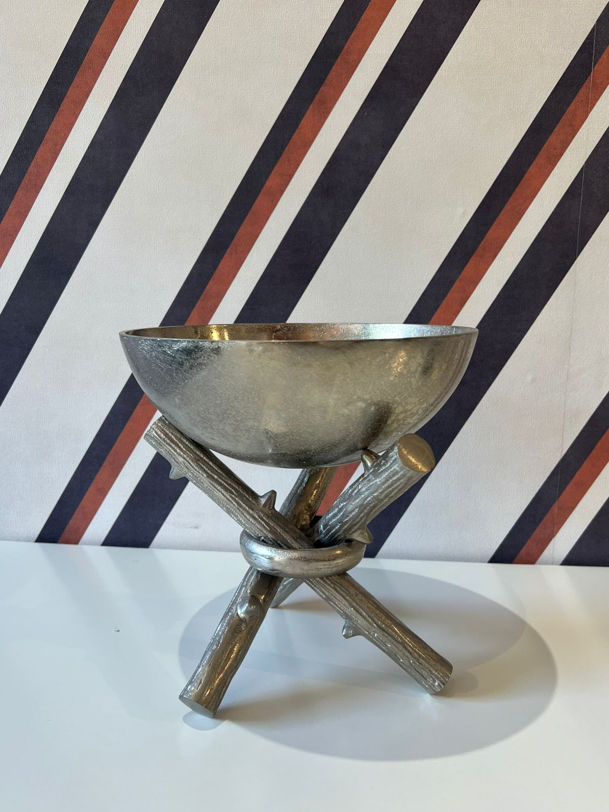 Bowl de Metal Prata com pé