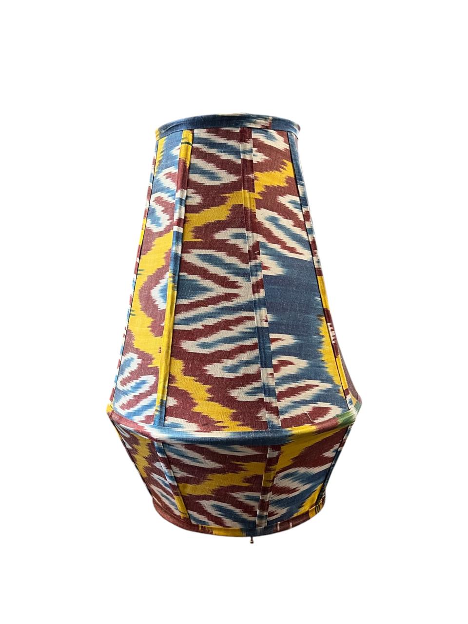 Lanterna Ikat Colors