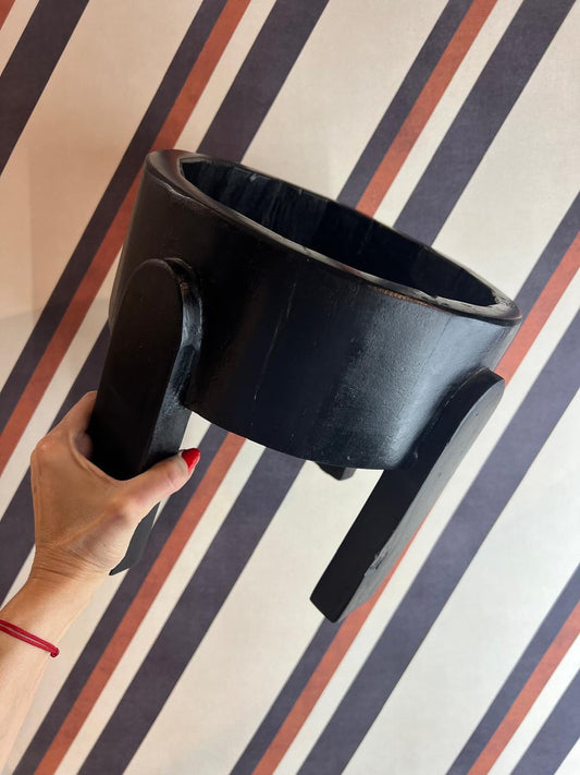 Cachepot c/ Pé Laca Black P