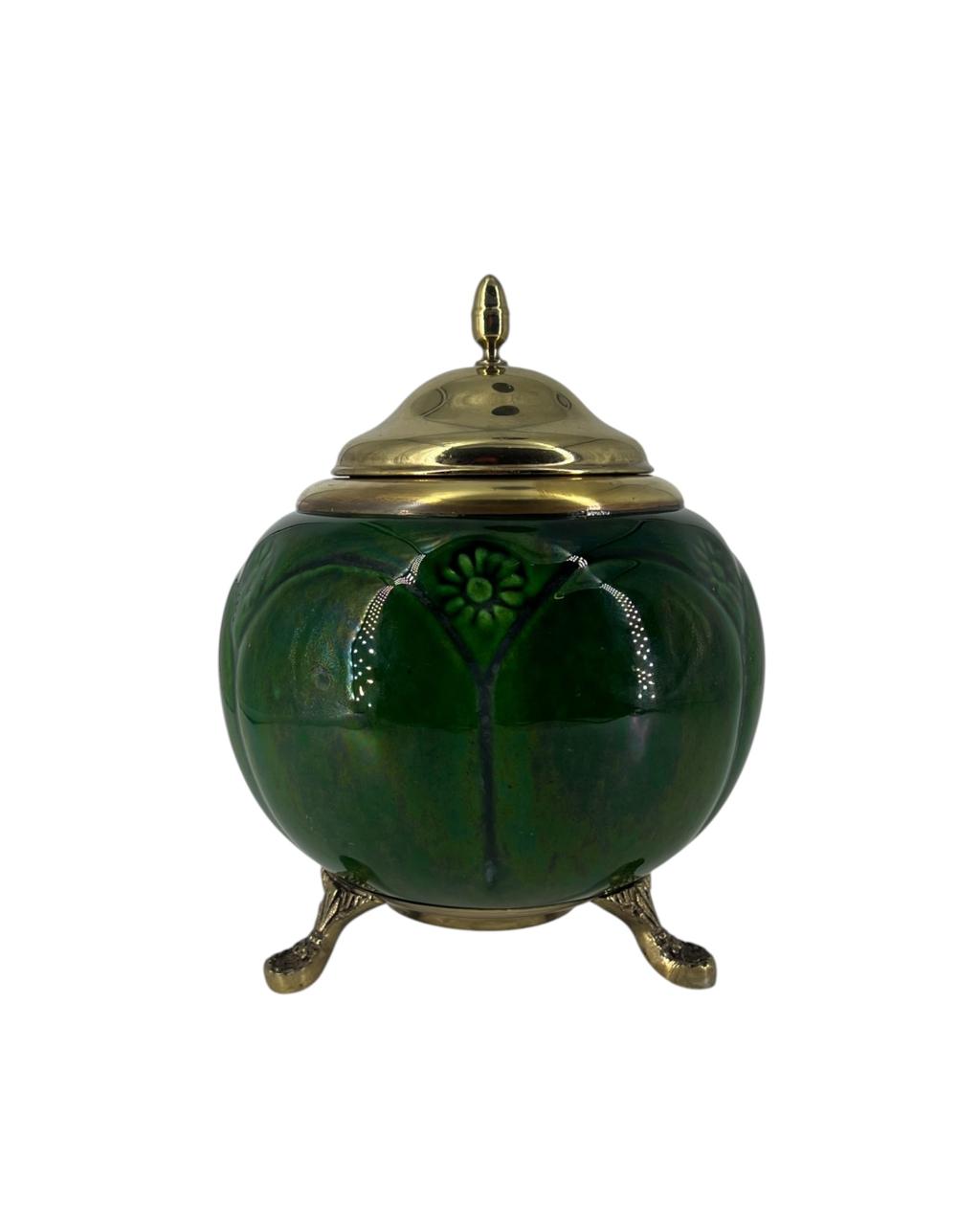 Bombonieri em Porcelana e Bronze