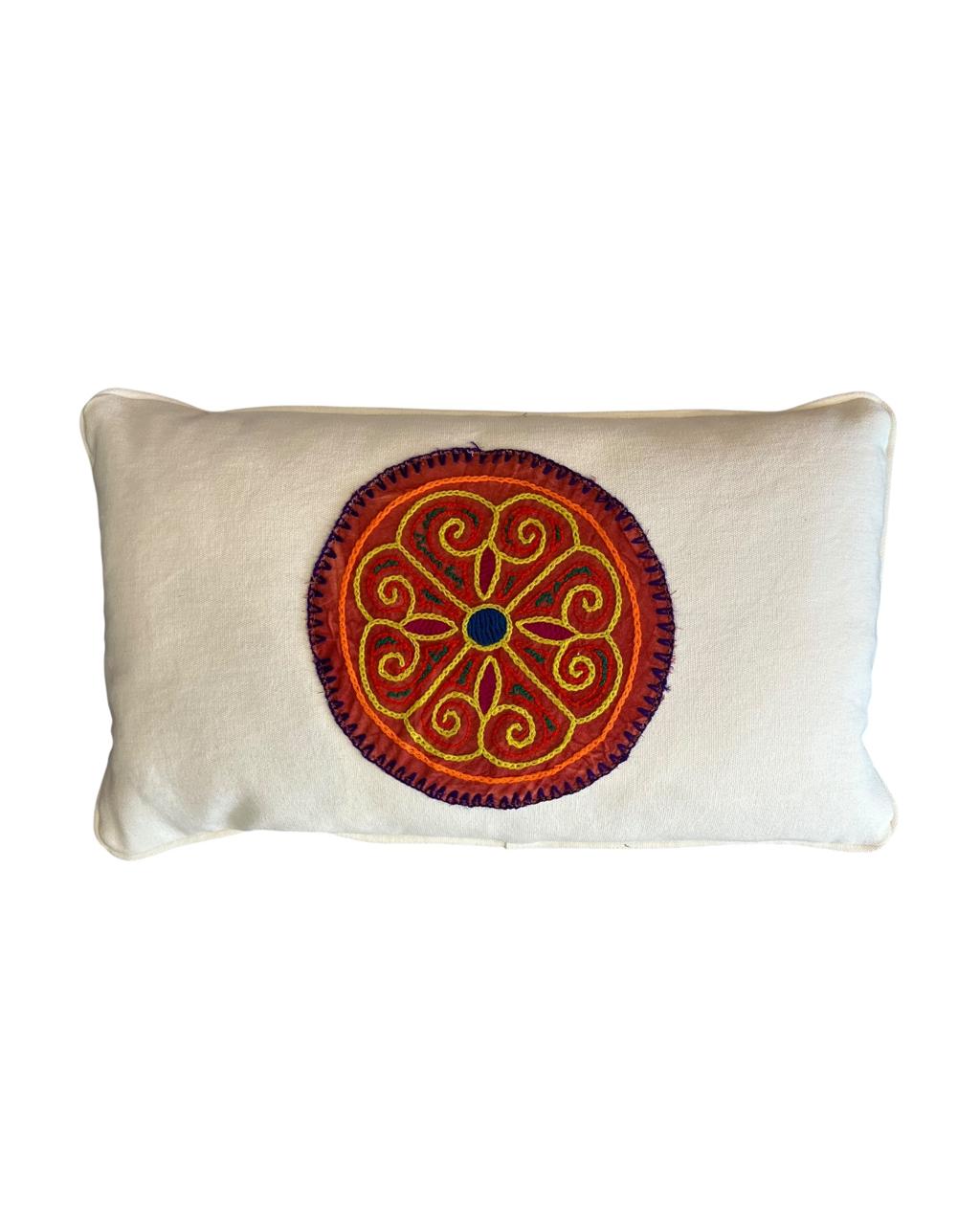 Almofada Mandala Bordado Peru 50x30 I