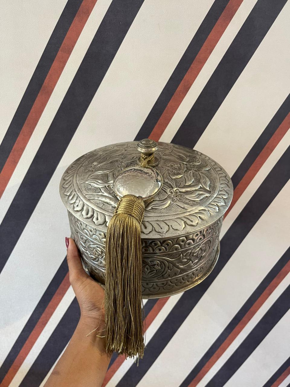 Caixa em Alpaca G Tassel Ouro