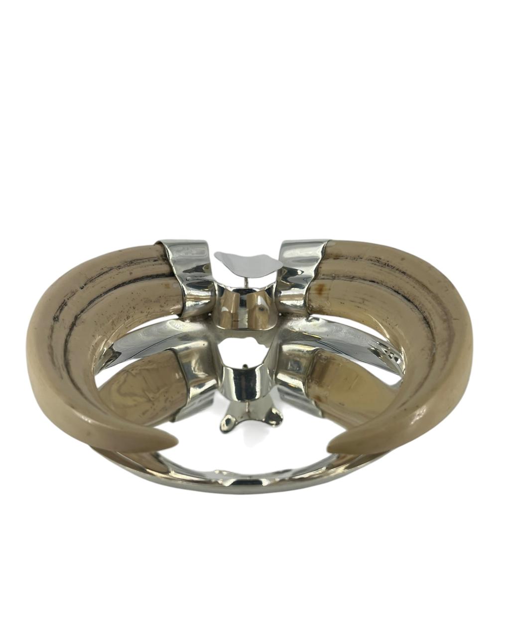 Cinzeiro Prata com Chifre I