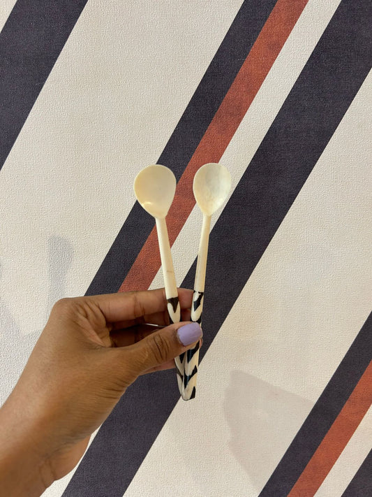Colheres de Aperitivo em Osso
