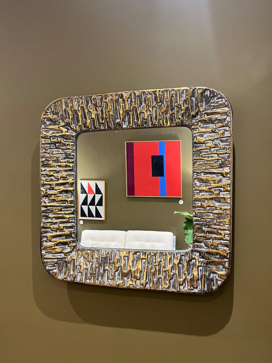 Espelho com Moldura de Metal Dourada 60x60