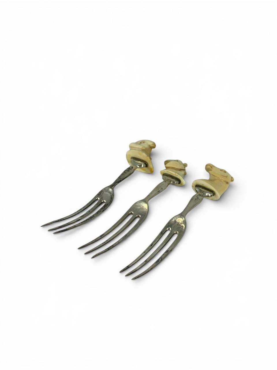 Trio Garfos Carneiro Marfim