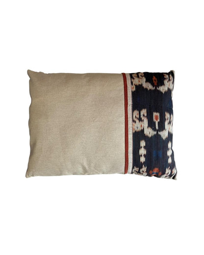 Almofada Ikat Bali 60x45