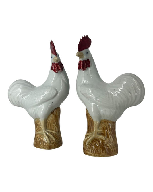 Par de Galos Orientais em Porcelana