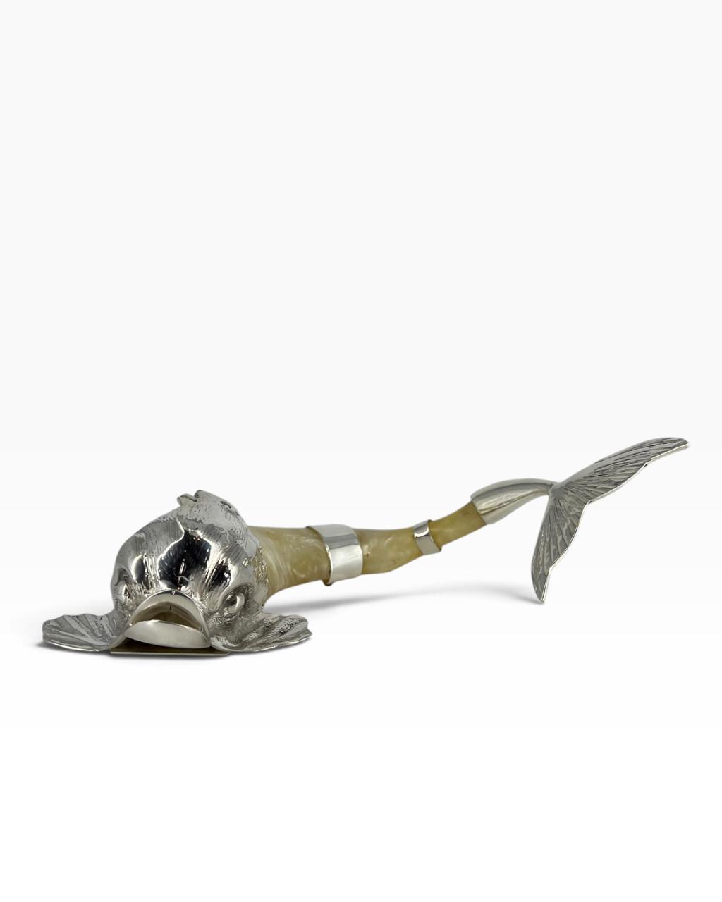 Escultura Peixe Madrepérola