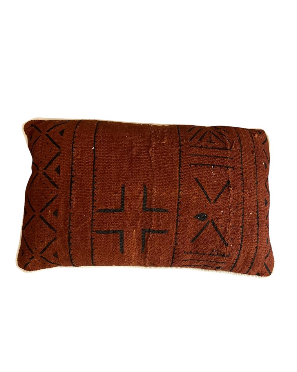 Almofada Bogolan Marrom Baguete 50x30