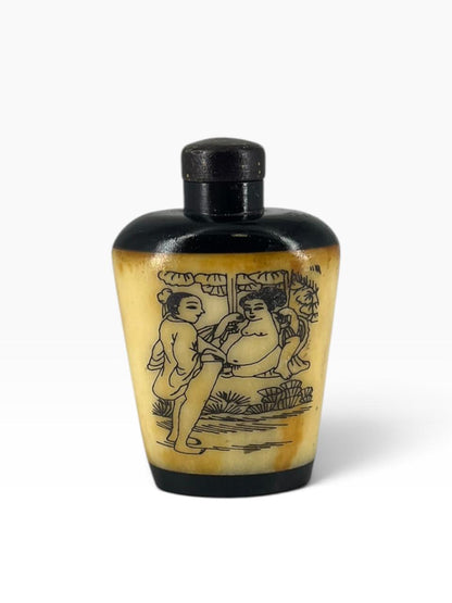 Snuff Bottle Chinesa em Osso e Ebano V