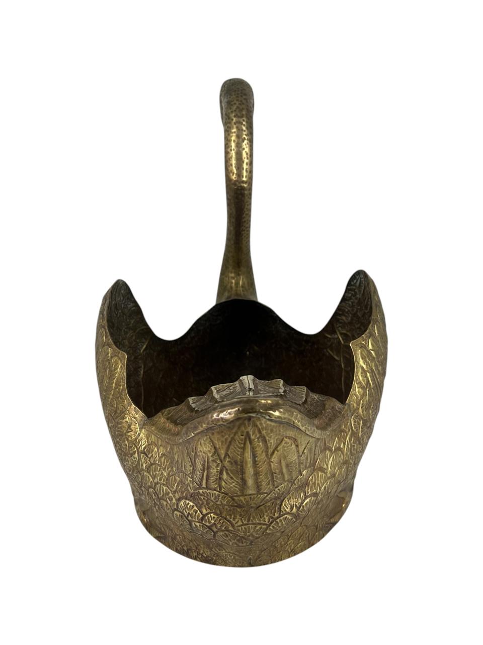 Gamela Cisne Latão