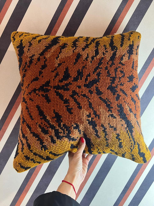 Almofada Tigre Marrom 50x50