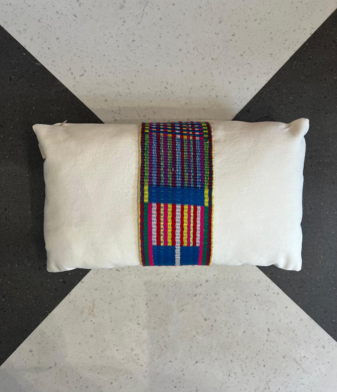 Almofada Ikat Peruano Azul 50x30 II