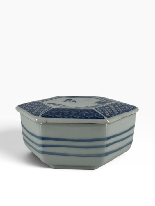 Caixa Oriental Hexagonal