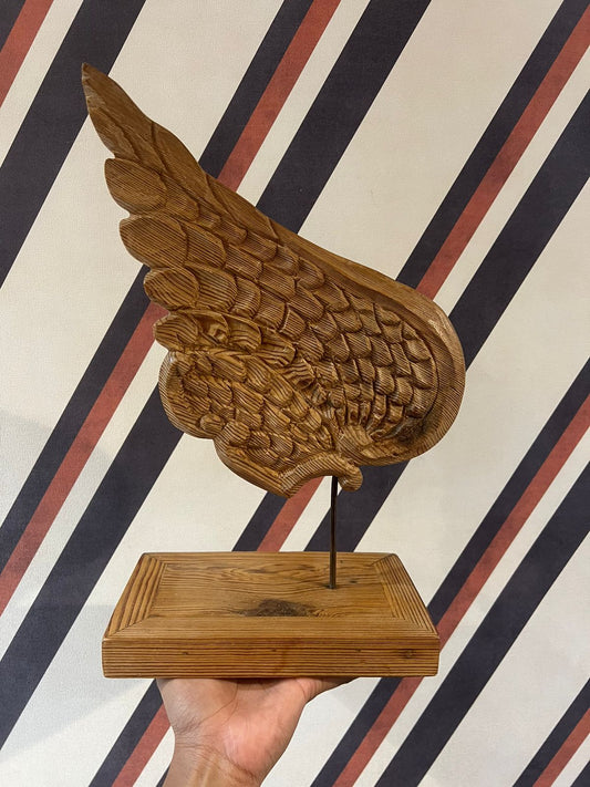 Escultura Asa Pinho de Riga III