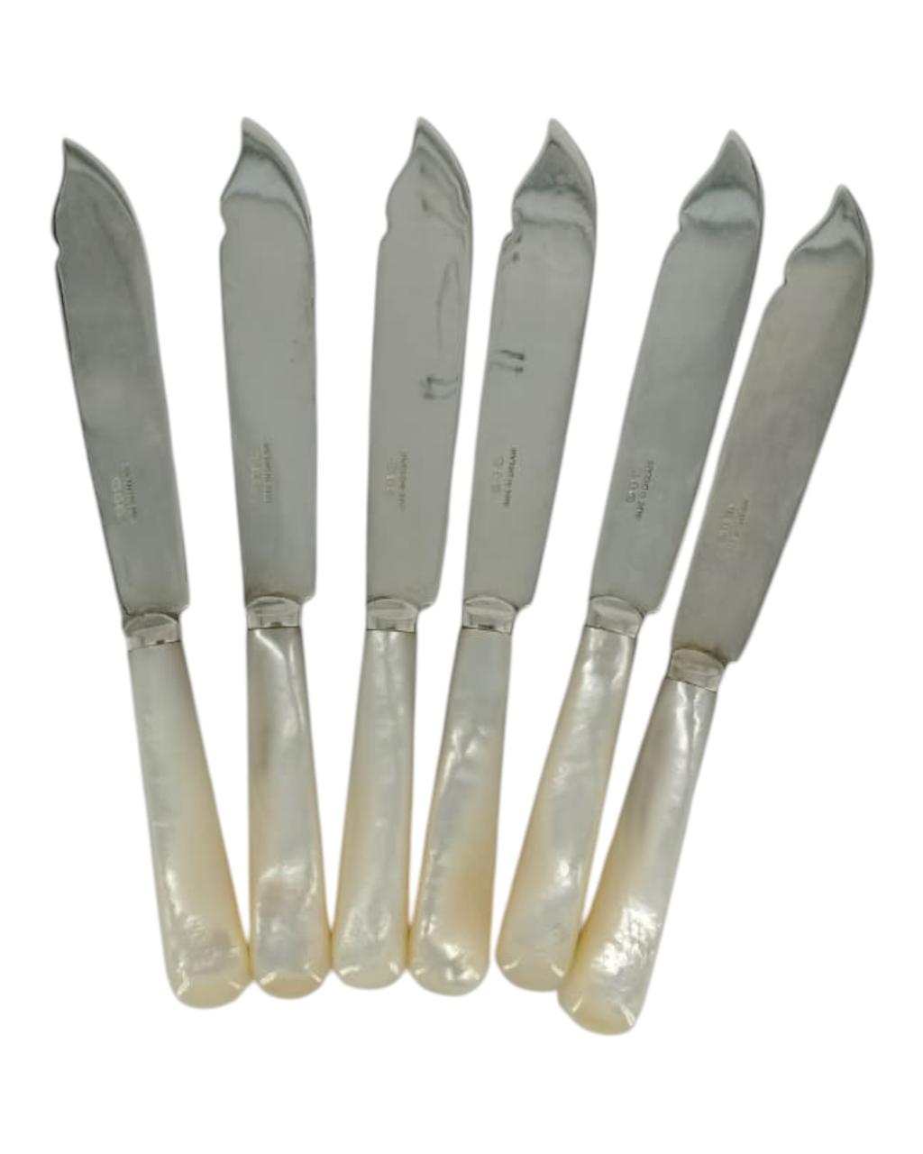 Faqueiro de Prata Inglesa c/ 14 peças