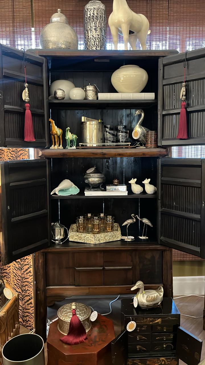 Armário Duplo com Prateleiras