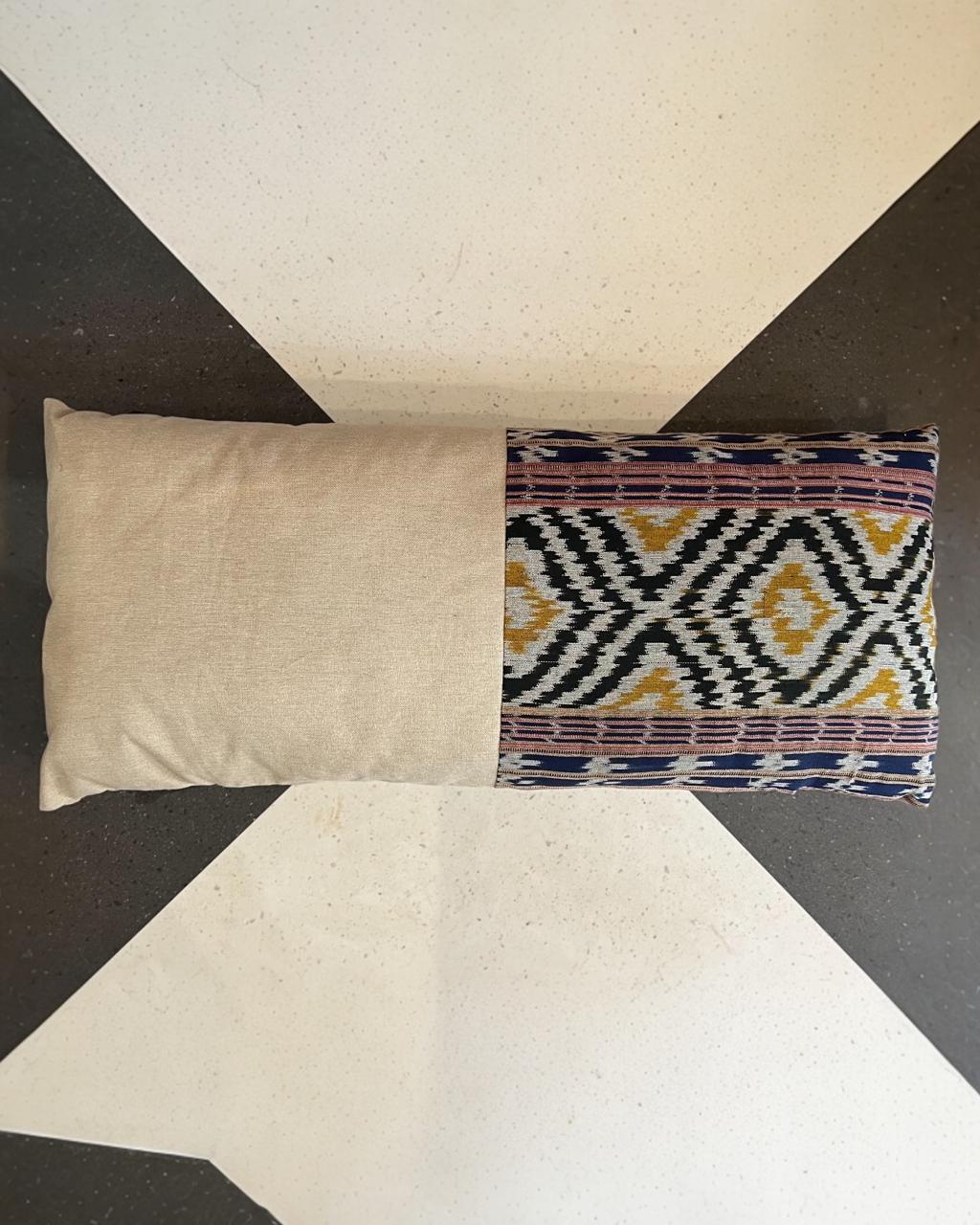 Almofada Ikat Sumba 90x45