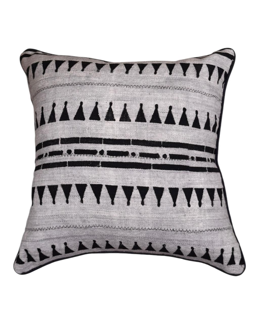 Almofada Quadrada Bogolan Peão Off