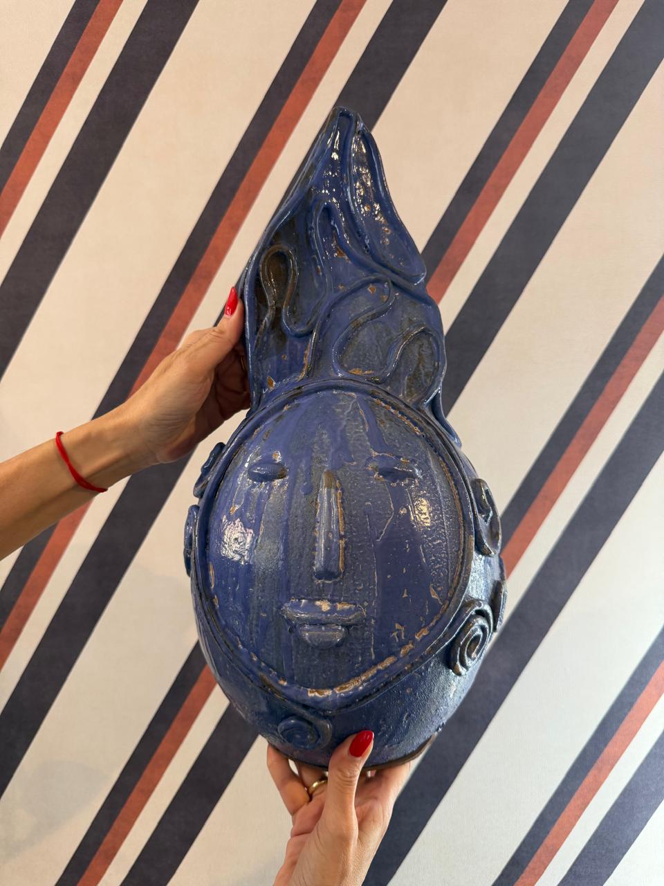 Cabeça em Cerâmica Azul